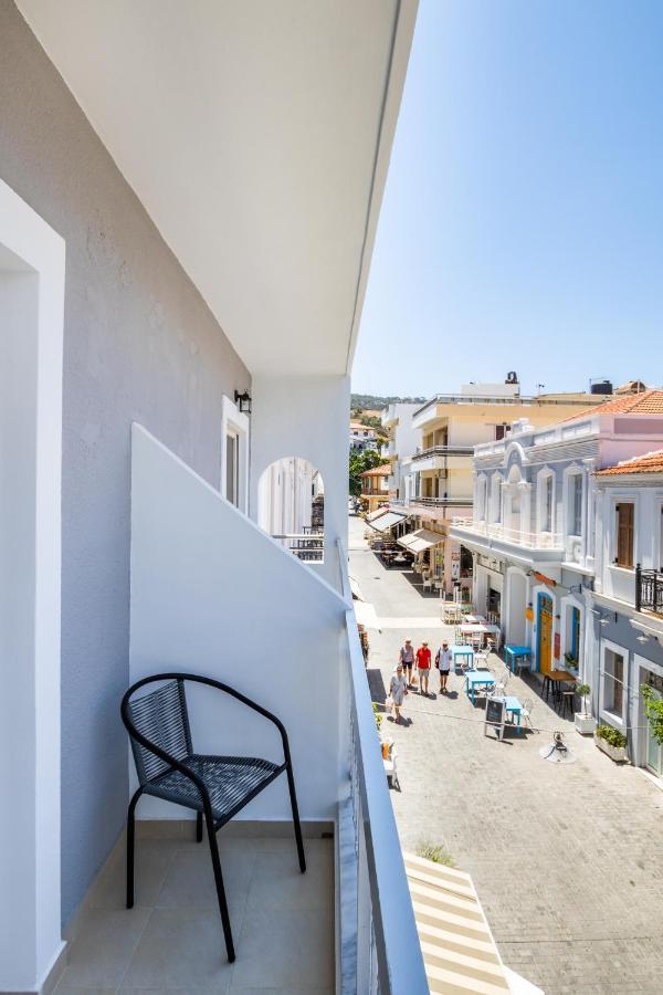 Anemos Guest Apts Kárpathosz Kültér fotó