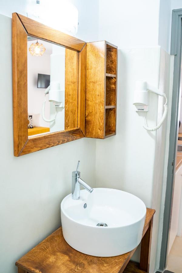 Anemos Guest Apts Kárpathosz Kültér fotó