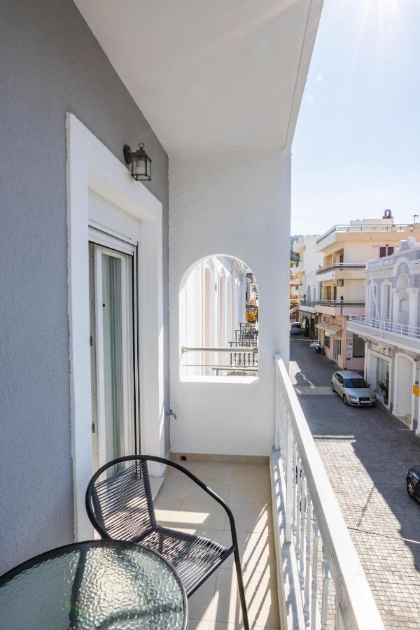 Anemos Guest Apts Kárpathosz Kültér fotó